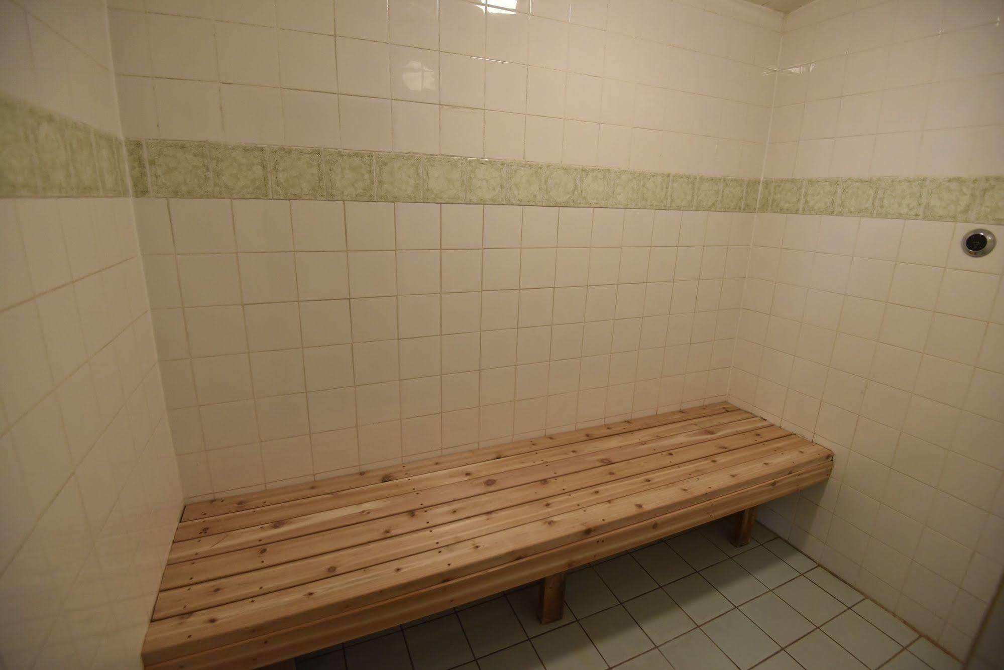 Tropical Inn - North Battleford Luaran gambar
