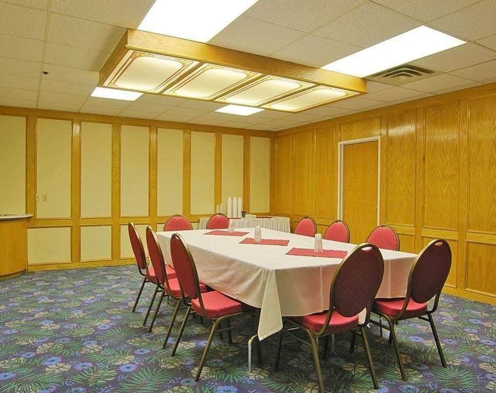 Tropical Inn - North Battleford Luaran gambar
