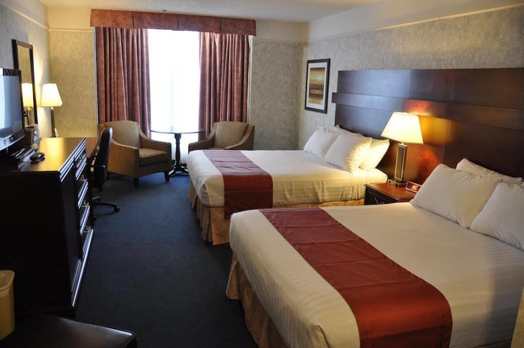 Tropical Inn - North Battleford Luaran gambar